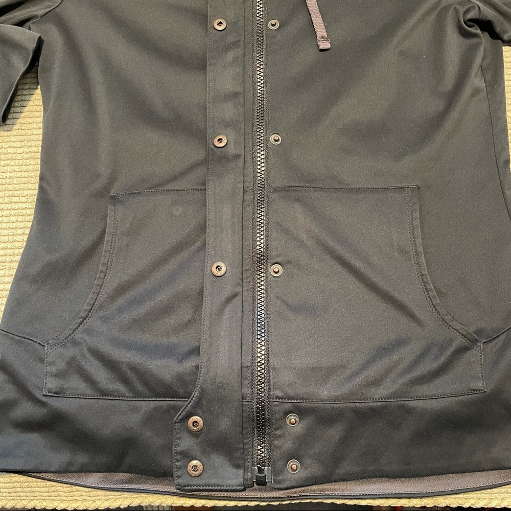 GoLite Women’s Lightweight Travel Jacket - Picture 4 of 7